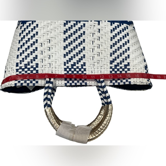 Lilly Pulitzer NWT Flanning Tote - Picture 2 of 11